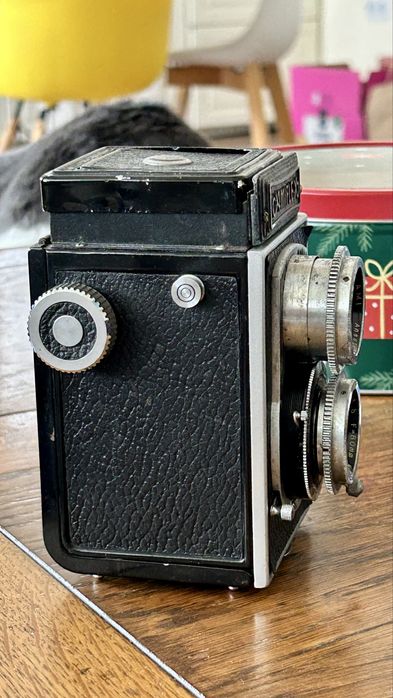 Винтидж японски фотоапарат от 1954-та AMIFLEX