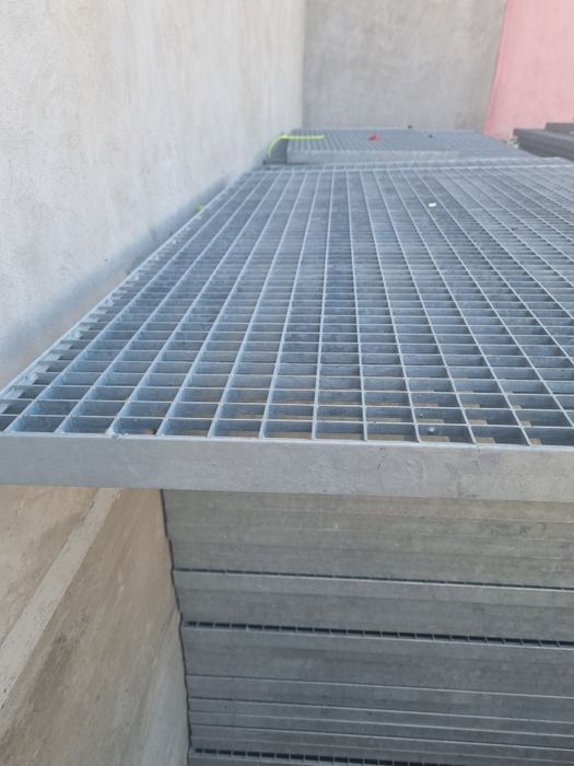 grilaje zincate diferite modele