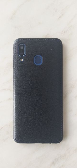 Продам SAMSUNG A 20 (2020)