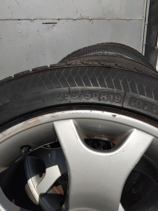 Гуми с джанти BMW 19  255/50/19