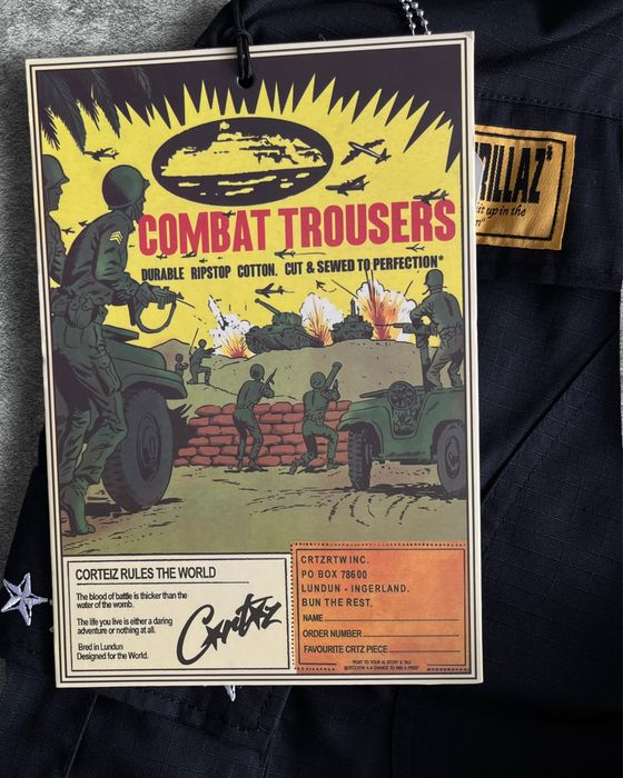 Corteiz cargos black and white