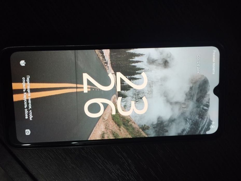 Срочно продам телефон с61 poco