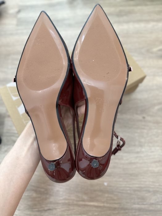 Туфли лаковые Zara 39р