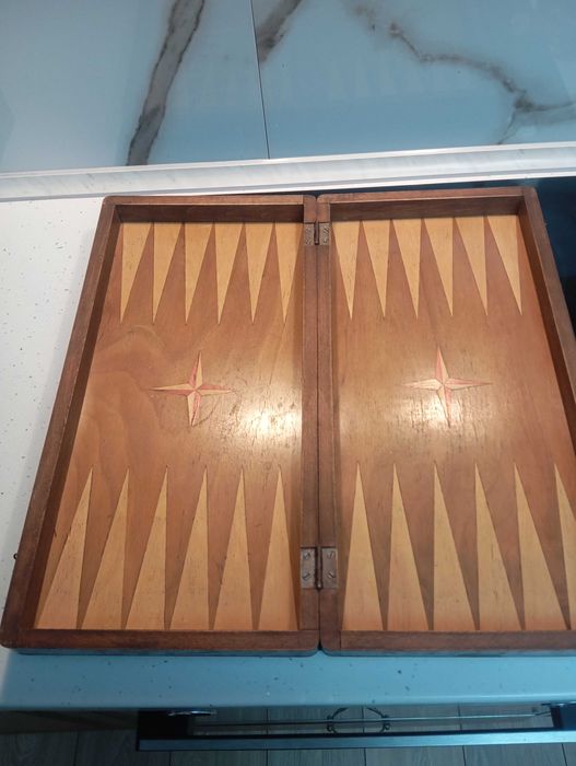 Стар Шах с бакелитови фигури