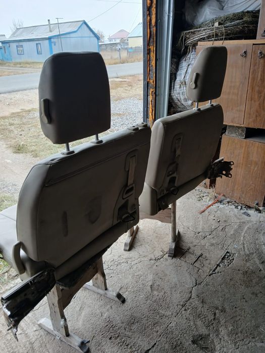 Сиденье 3 ряда Ленд крузер 200