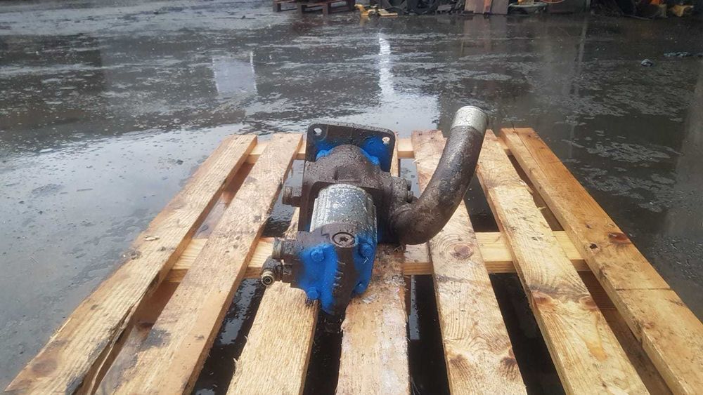 Pompa hidraulica buldoexcavator Fiat Hitachi FB100 , FB110