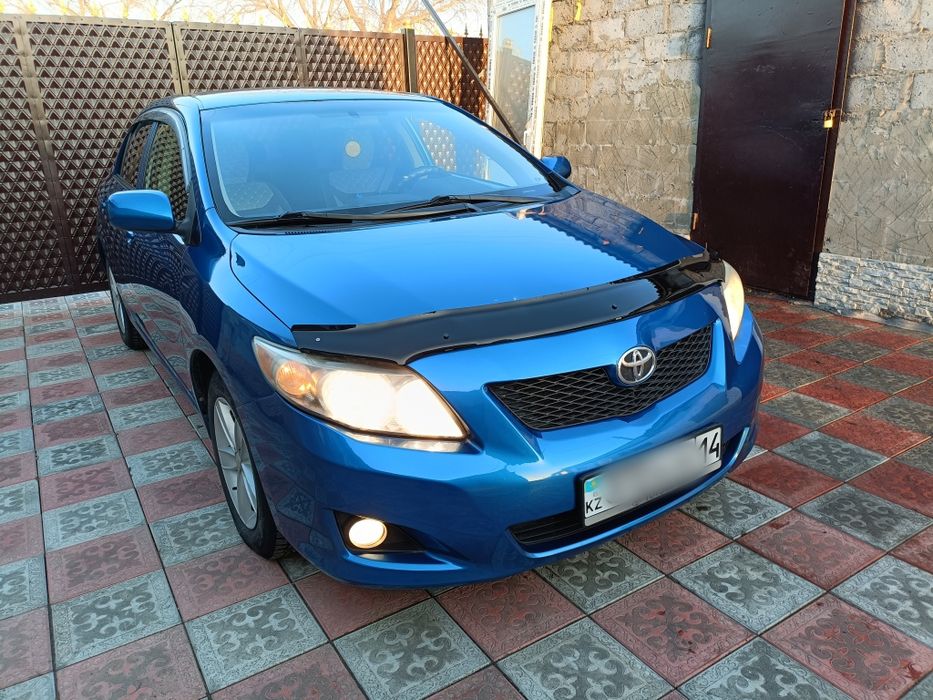 Тойота Королла 1.8