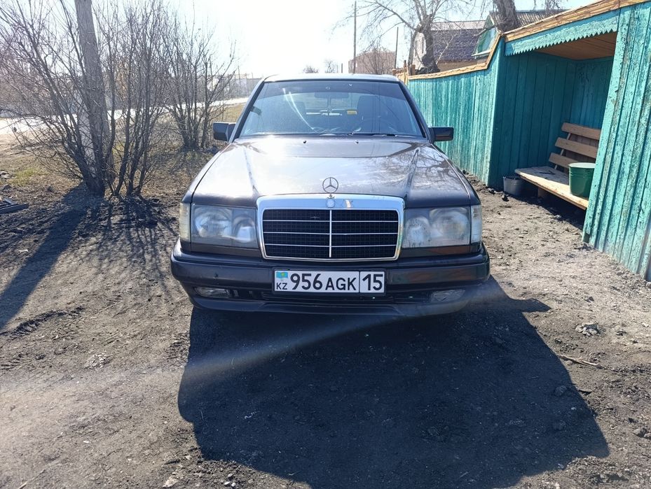 Мерс 124 2.8 по докам 2