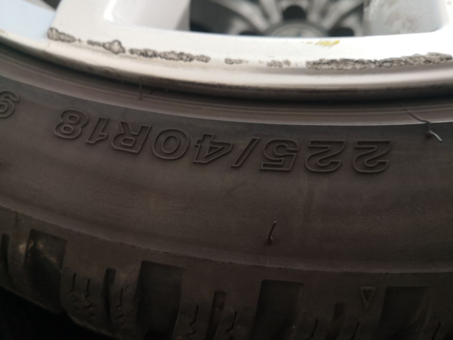225 40 18 цола гуми като нови дот 22 4 броя firestone