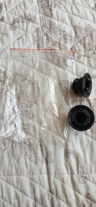 Капачка за гайка на заден амортисьор за Ford