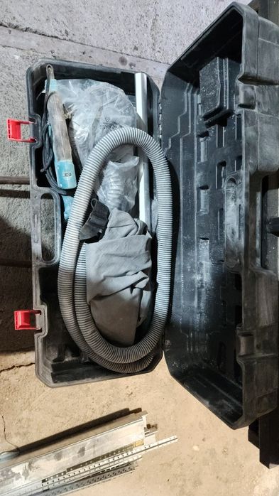 Шлифмашинка для стен потолков