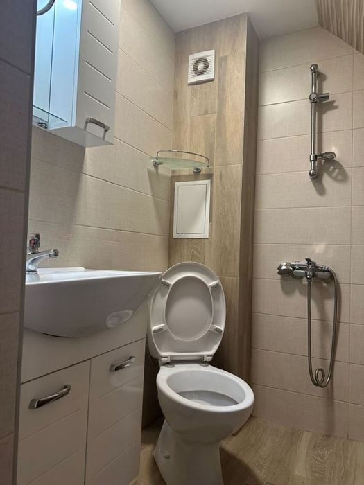 Дава се под наем Двустаен апартамент в София, Гео Милев - 56 кв.м за 597.21 € - Снимка #4