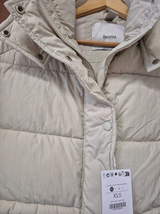 НОВО яке Бершка XS (S)