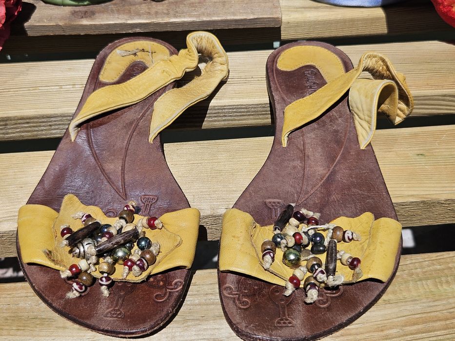 Why Not жълти сандали от кожа N41