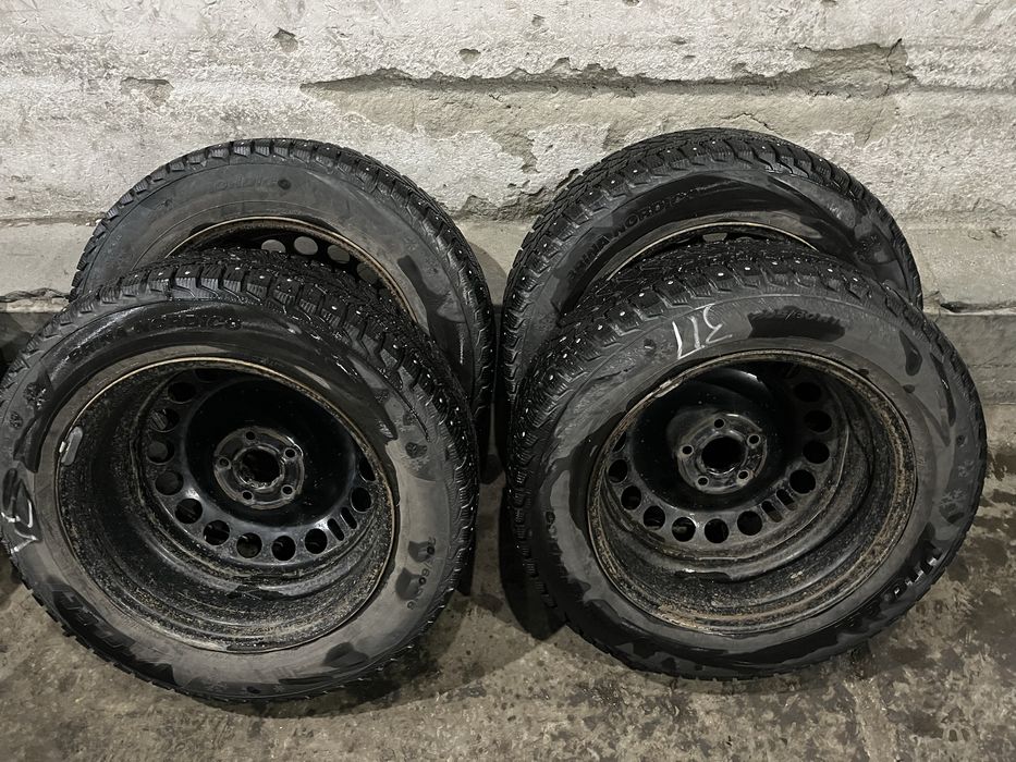 Подам шины с дисками