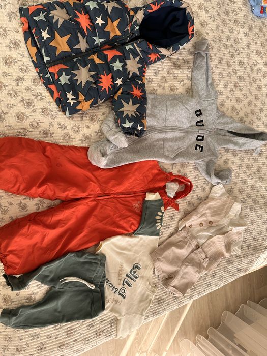 Вещи на малыша 6-12 мес. В отличном состоянии.