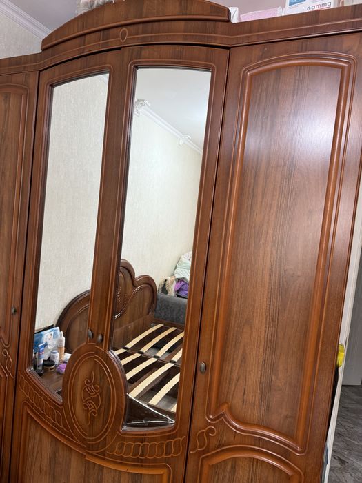 Продам кровать и шкаф