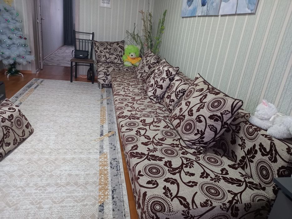 Продам диван в отличном состоянии