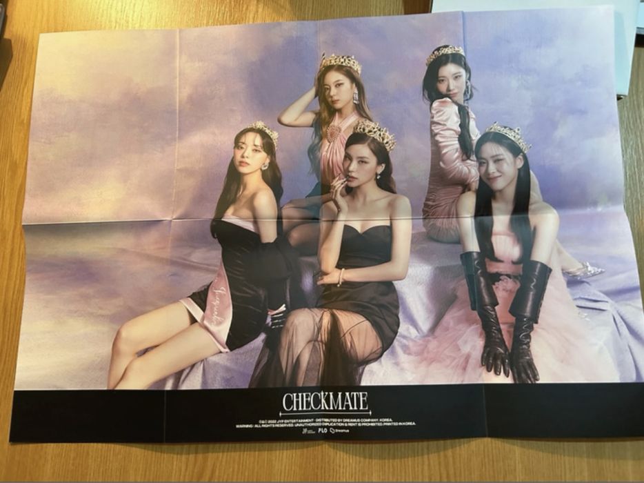Album Itzy Checkmate