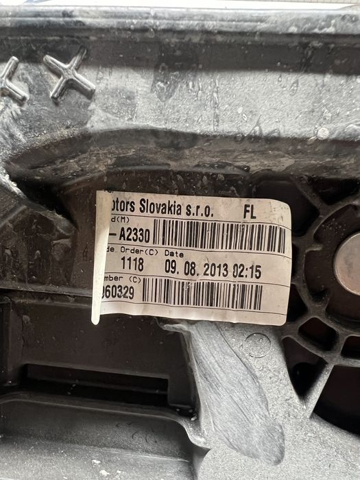 macara geam stanga spate  kia ceed 2013