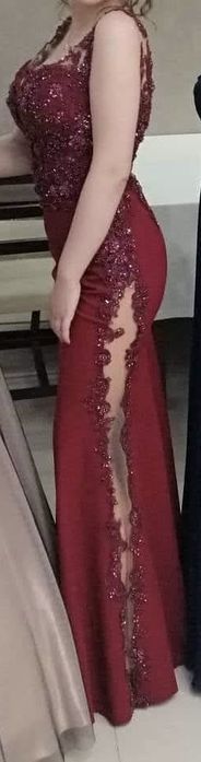 Абитуриентска рокля