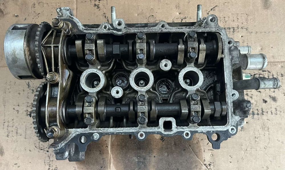 Цилиндрова глава 1.0i Toyota Aygo