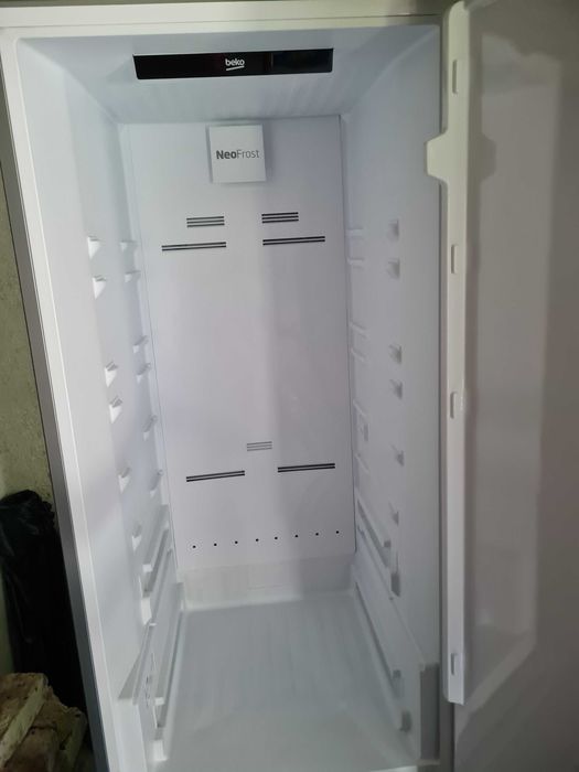 Хладилник Beko RCNA406E60XBN за части