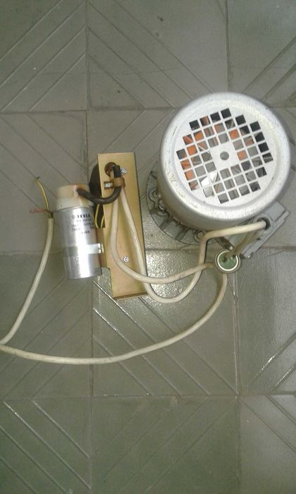 Электродвигатель 
/  Электромотор Чехословакия