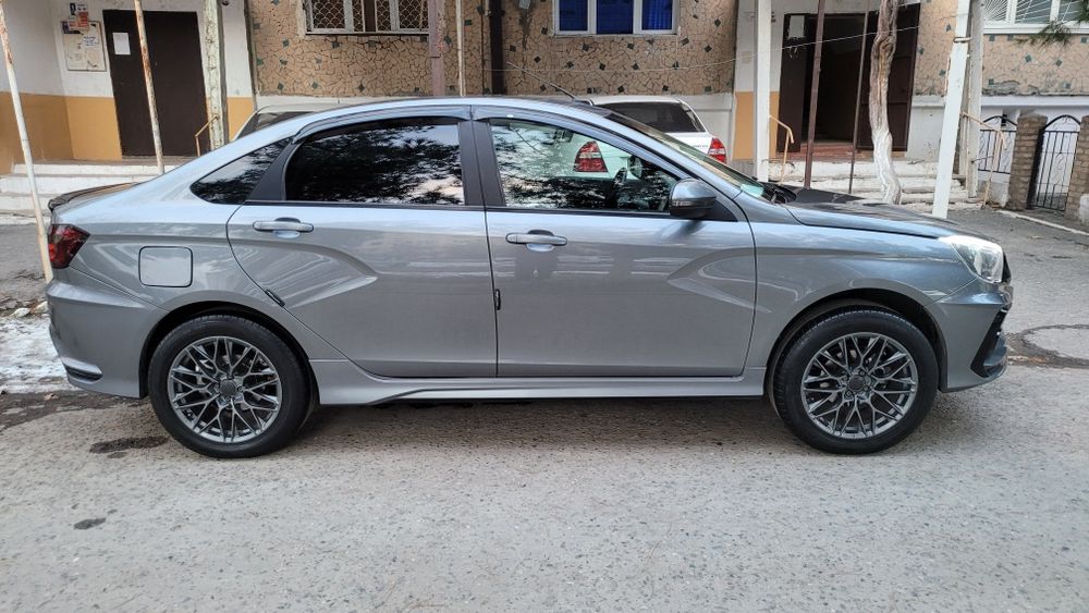 Лада Веста Спорт Вариатор Ниссан