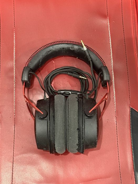 Продам HyperX cloud 2