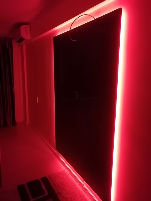 Идеально чистая. Фото реальные.