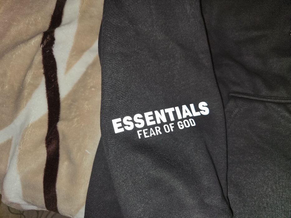 Зип худи essentials