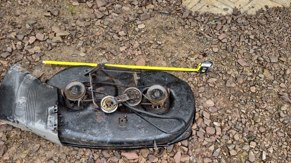 Tractoras gazon husqvarna lt131