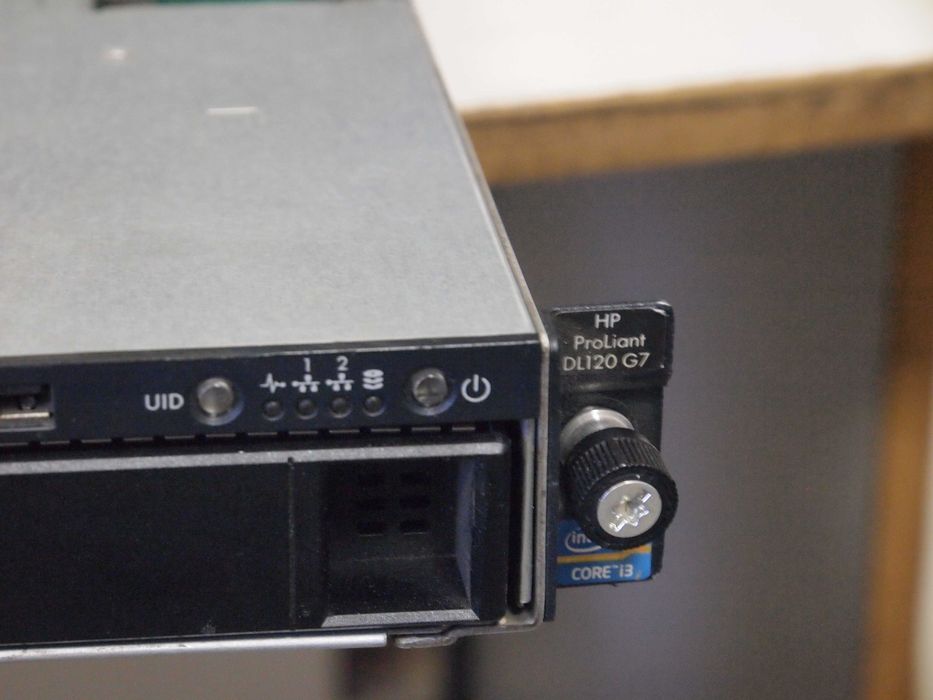 Продавам сървър HP ProLiant DL120 G7