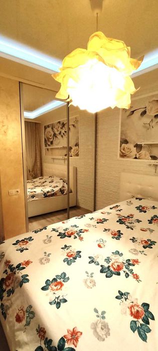 Продава се Двустаен апартамент в Бургас, Славейков - 65 кв.м за 2000 €/кв.м - Снимка #6