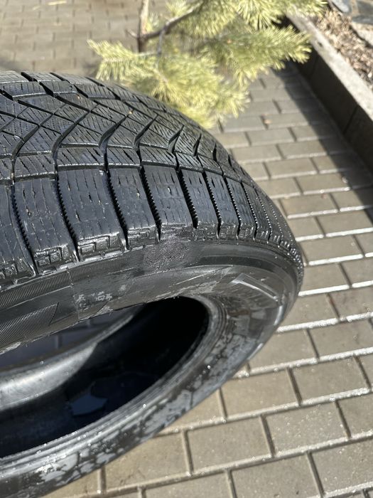 Комплект зимних шин Pirelli ice zero