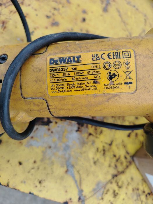 Flex 125 Dewalt.