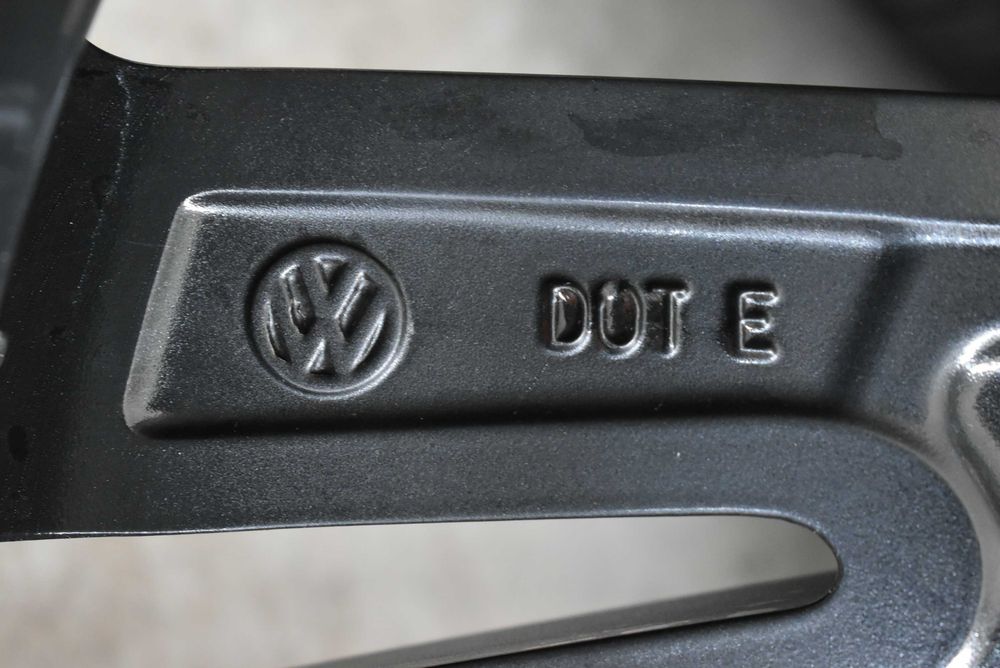 20'' Джанти Volkswagen Touareg III CR7  Nevada
