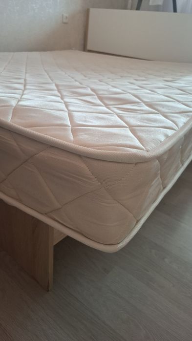 Продам матрац не дорого
