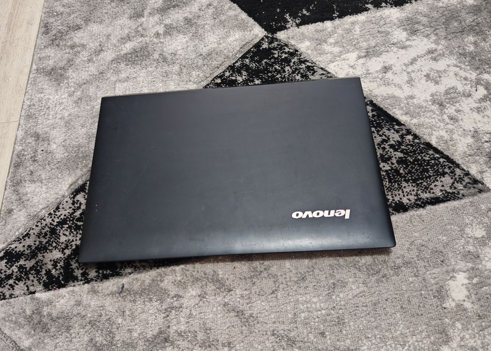 Laptop Lenovo i5 gen4