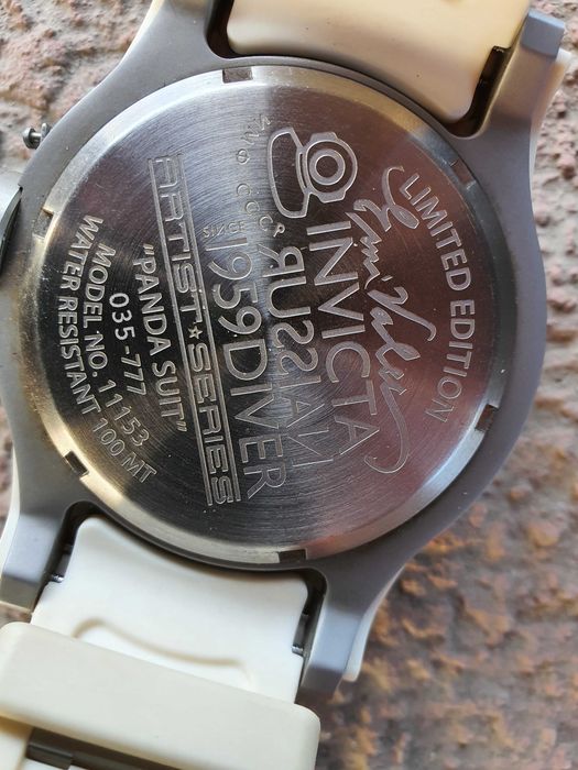 Часовник Invicta Men's 11153 Russian Diver Panda Suit Orange Artist