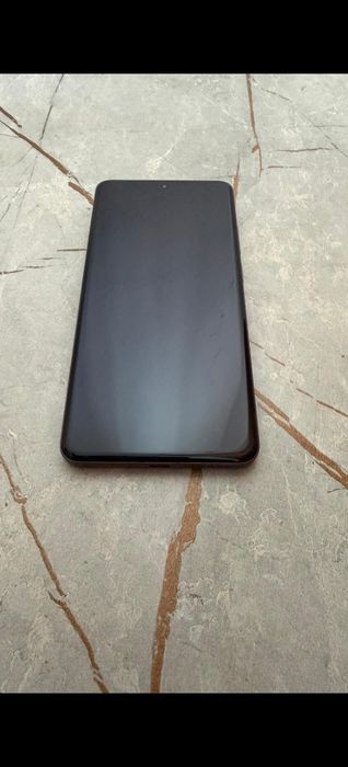 Продам Realmi GT Pro