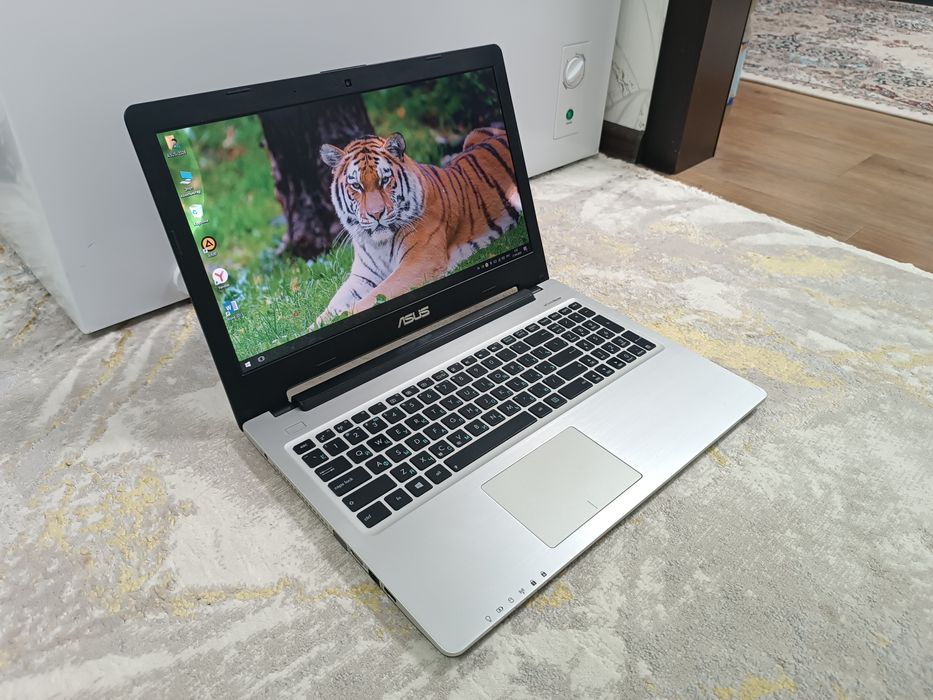 Ноутбук ASUS Core i5 SSD.