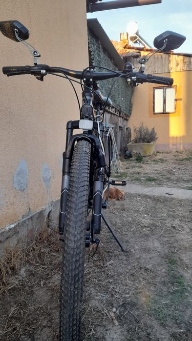 2 biciclete folosite foarte putin