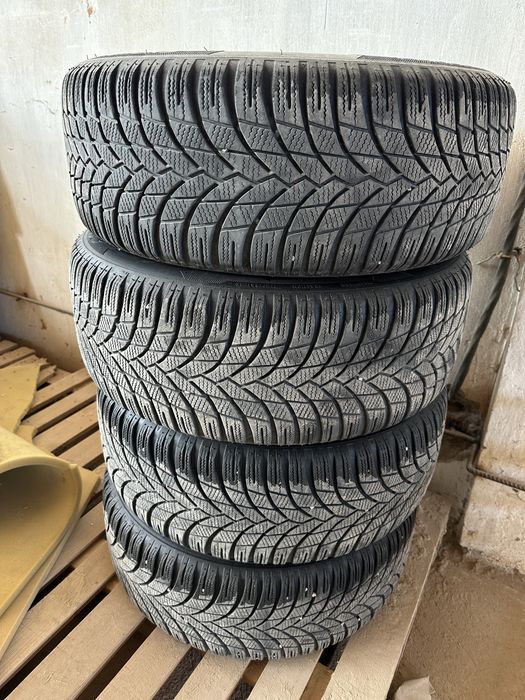 Балон LASSA (турецкий) зимный 225/55/R17 (Без Диска)