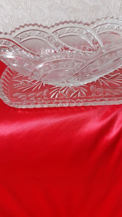 Продам  хрустальный  набор