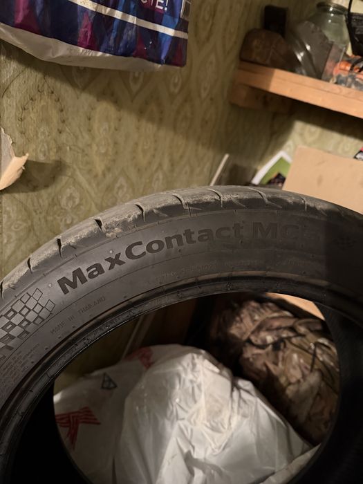 Летняя резина 235/45/18 Continental