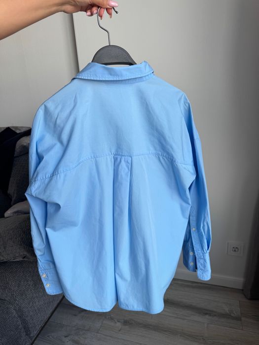 Продам голубую рубашку