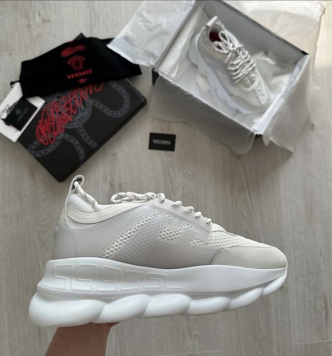 Versace Chain Reaction