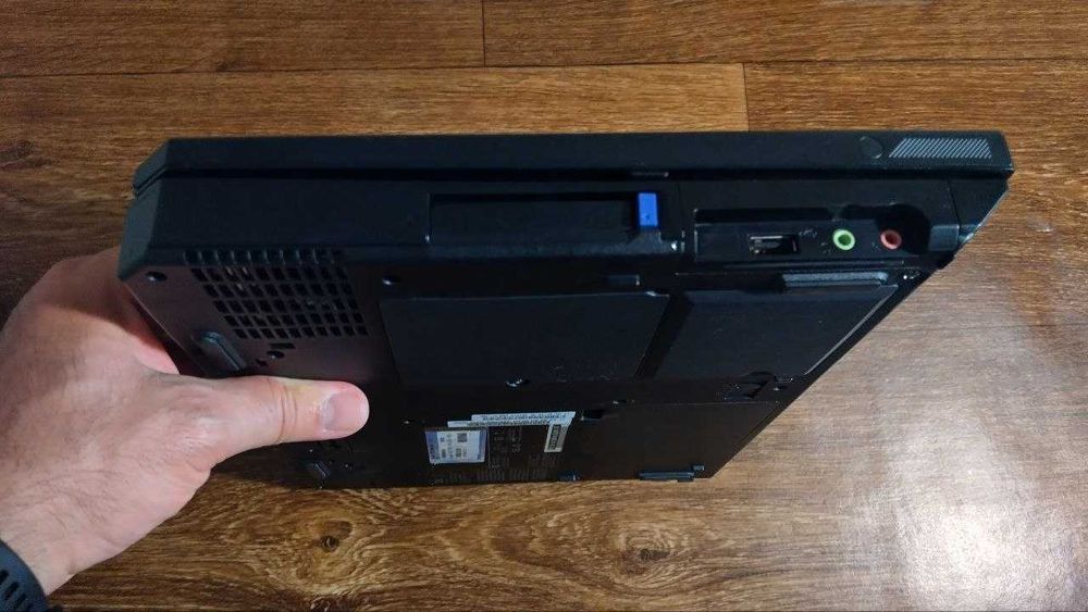 Ретро лаптоп IBM ThinkPad R30 – Перфектно възстановен / 512MB RAM / CF-SSD 120GB